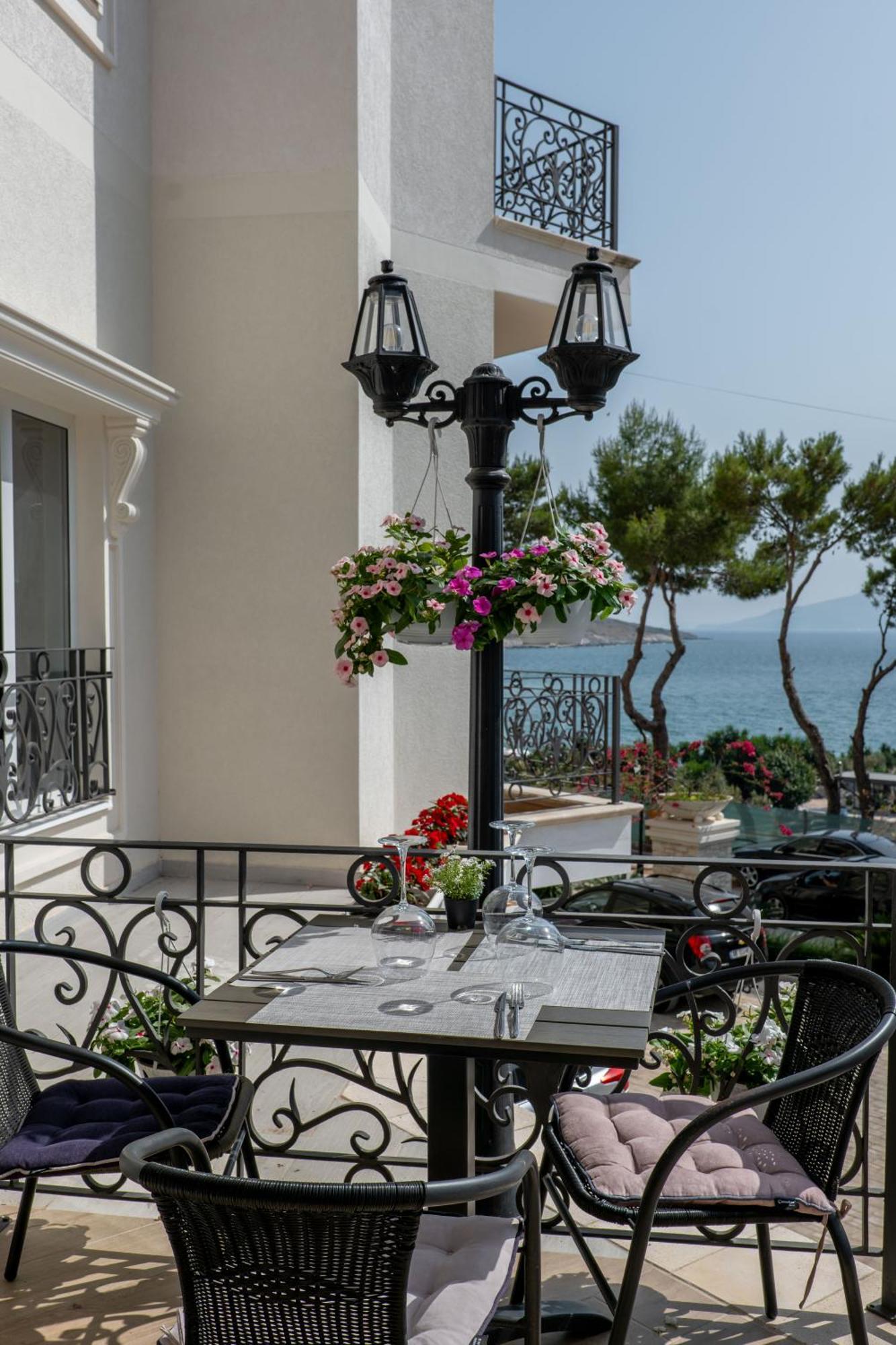 Ami Mar Hotel Саранда Экстерьер фото