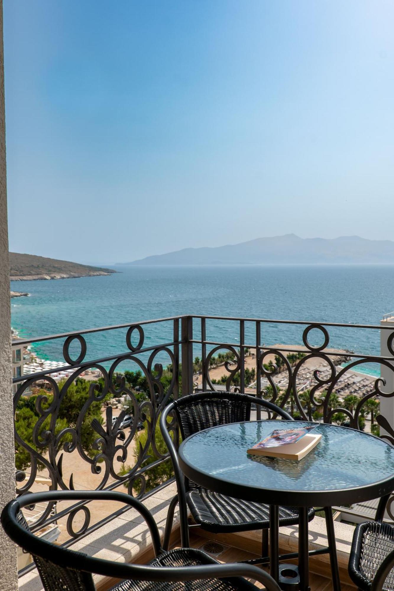 Ami Mar Hotel Саранда Экстерьер фото