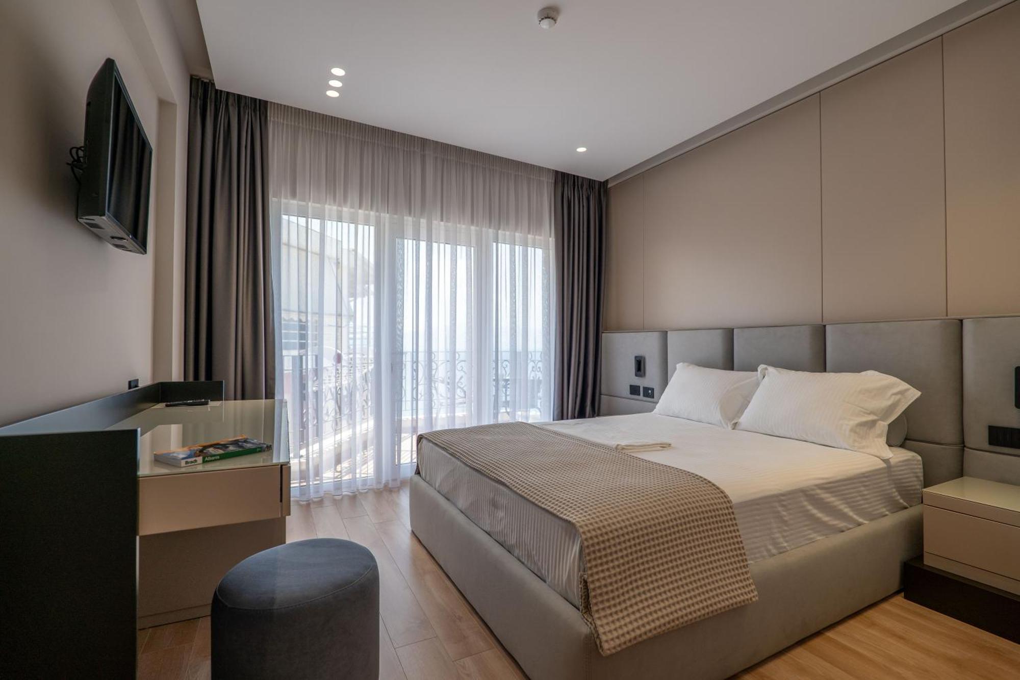 Ami Mar Hotel Саранда Экстерьер фото