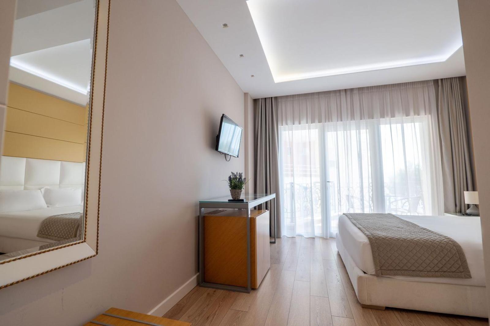 Ami Mar Hotel Саранда Экстерьер фото
